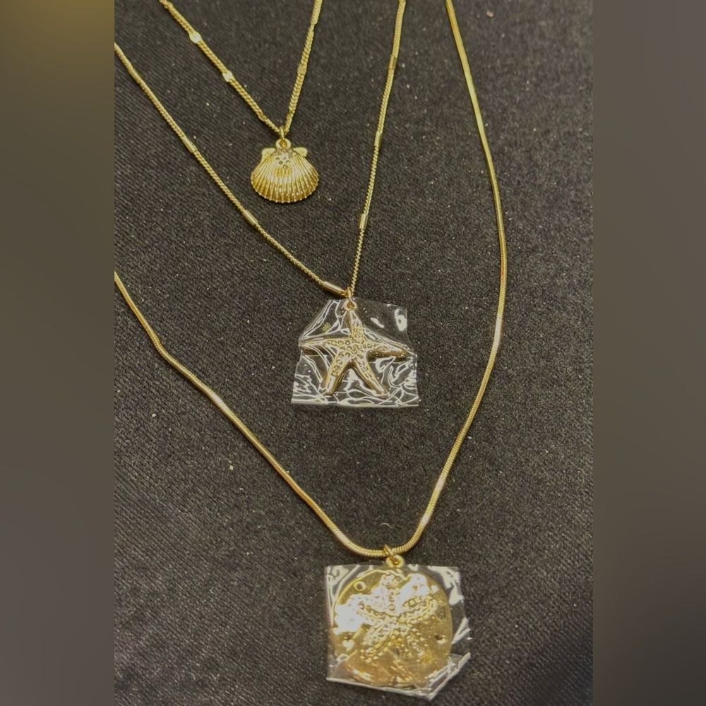 Tommy Bahama Shellman Triple Pendant  Shell & Starfish Pendant Necklace NWT